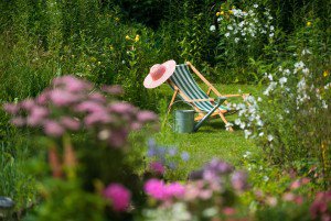 Ruhe genießen im grünen Garten