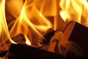 Heizen mit Holz mit einem Kamin
