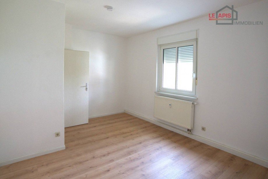 Zimmer 1 bild 2 Etagenwohnung Borna