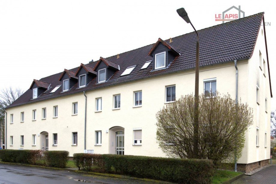 Hausansicht Bild 2 Etagenwohnung B�hlen