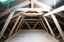 Dachboden +++ ERSTBEZUG! EFH IM BUNGALOWSTIL IN IDYLLISCHER LAGE V. HOLZHAUSEN M. GARAGE U. GR. GARTEN +++