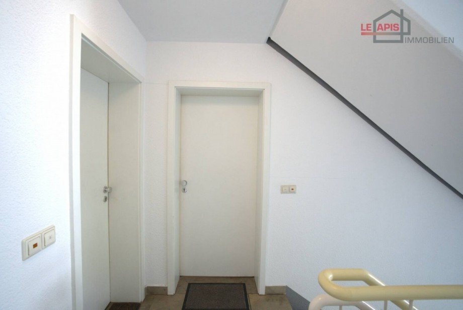 Wohnungseingangsbereich Etagenwohnung Leipzig