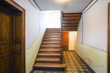 Treppenhaus NAH AM SEE - HELLE 4-R-EG-WG MIT TAGESLICHTBAD, GSTE-WC UND STELLPLATZ IM BEGEHRTEN MARKKLEEBERG