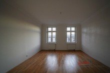 Schlafzimmer +++TOLLE DG-3-RWG MIT TAGESLICHTBAD U.BALKON IM BELIEBTEN BACHVIERTEL+++