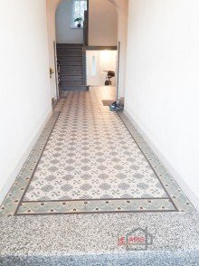 Treppenhaus +++GEMTLICHE 2-RWG MIT ABSTELLRAUM, TAGESLICHTBAD INKL. DUSCHE UND WANNE IN WURZEN+++