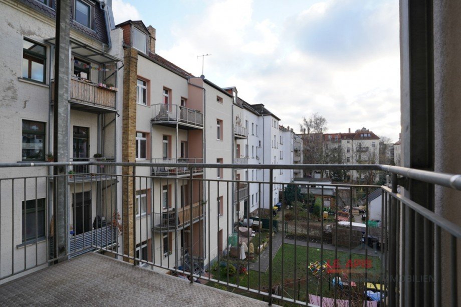 Balkonausblick Etagenwohnung Leipzig / Schleuig