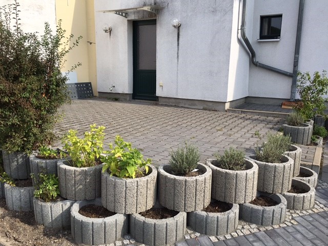 Terrasse Hofbereich Dachgeschosswohnung Zwenkau