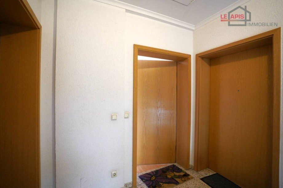 Wohnungseingangsbereich Treppenhaus Dachgeschosswohnung Borsdorf