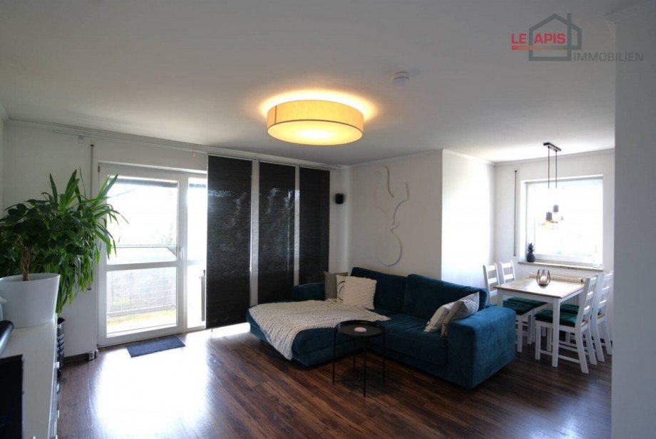 Wohnzimmer Bild 2 Etagenwohnung Leipzig