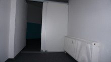 Zugang Empfang mit Schiebet�r +++NIEDLICHES B�RO IM PARTHE-CENTRUM- NUTZUNGS�NDERUNG AUF WOHNIMMOBILIE M�GLICH+++