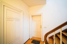 Treppenhaus +++TOLLE 2-RWG IM EG - MIT EINBAUKCHE IN NEUSTADT-NEUSCHNEFELD+++