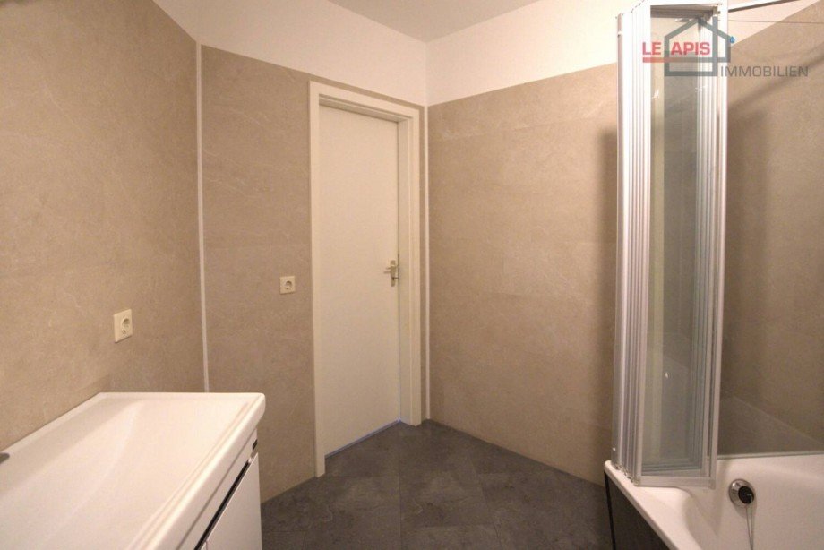 Bad Bild 2 Etagenwohnung Leipzig