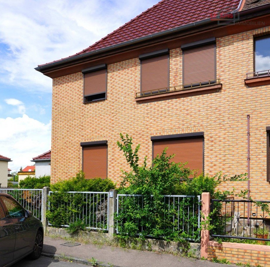 Hausansicht DHH Seite Doppelhaushlfte Leipzig