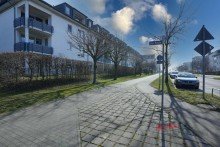 Hausansicht TOLLE, FRISCH RENOVIERTE 2-DG-WG MIT BALKON IN BELIEBTER, GRNER LAGE V. LEIPZIG