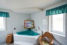 Masterbad EG +++FAMILIEN WILLKOMMEN! GRO�ES EINFAMILIENHAUS MIT TOLLEM GRUNDST�CK UND POOL IN TOLLER LAGE+++