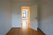 Kinder- / Arbeitszimmer Musterbild aus 2.OG +++SCH�NE 3- RWG MIT BALKON, PARKETT U.TAGESLICHTBAD IN LEIPZIG- LINDENAU+++