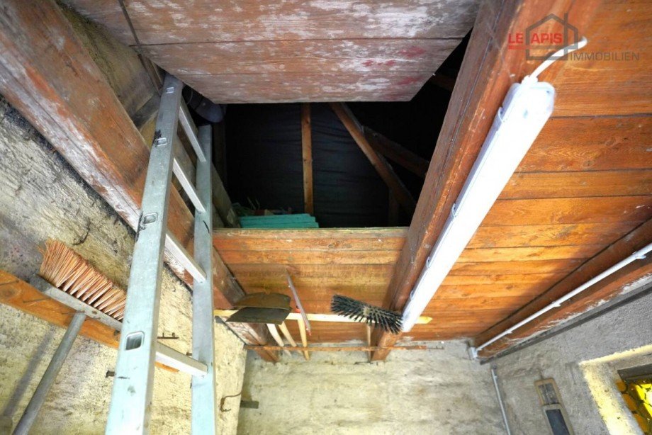 Schuppen neben Haus Bild 2 Doppelhaushlfte Leipzig