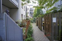 Zuwegung +++RUHIG GELEGENE 2-R-DGWG M. GR. BALKON, AR, PARKETT U. TAGESLICHTBAD IM BELIEBTEN GOHLIS+++