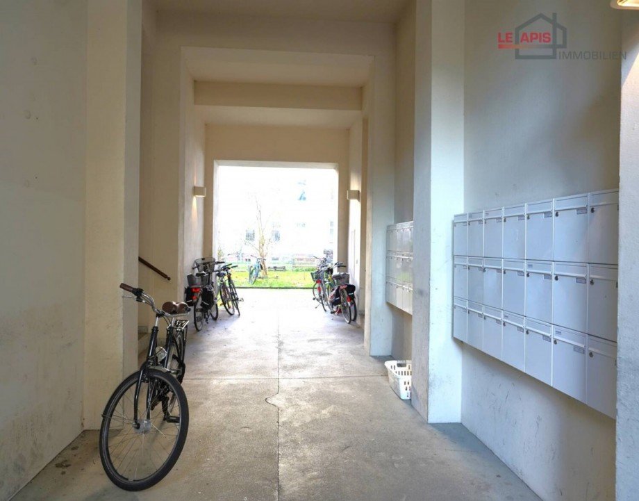 Eingangsbereich zum Haus Etagenwohnung Leipzig