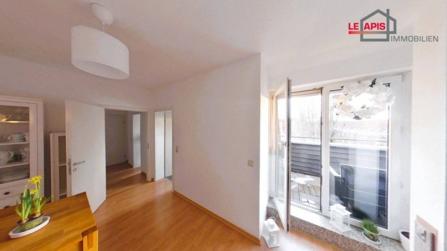 Wohnzimmer Bild 2 Dachgeschosswohnung Leipzig