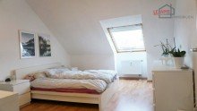 Schlafzimmer +++ SCHICKE 2-RAUM-DG-ETW M. DACHTERRASSE (S�DSEITE) U. TAGESLICHTBAD UNWEIT D. MARIANNENPARKS +++