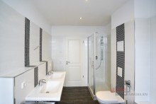 Masterbad NAH AM SEE - HELLE 4-R-EG-WG MIT TAGESLICHTBAD, GSTE-WC UND STELLPLATZ IM BEGEHRTEN MARKKLEEBERG