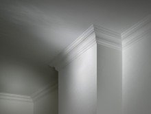 Stuckdecken +++WOHNEN WIE EIN SCHLOSSHERR -  4-RWG IN TOP-LAGE INKL.2 BDERN, KAMIN UND BALKON+++