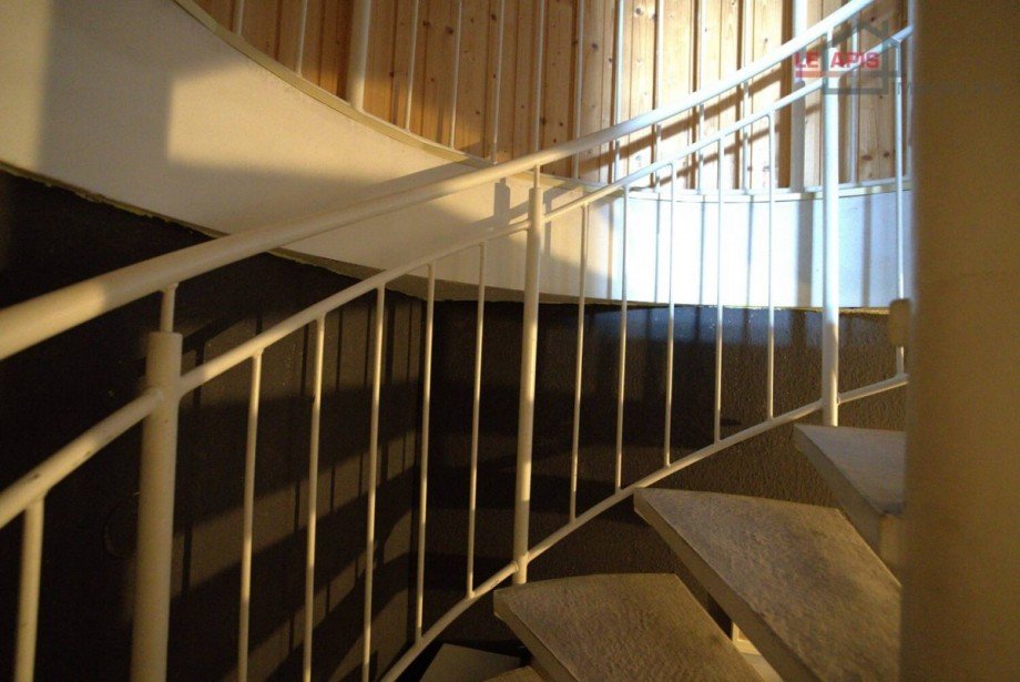 Treppenaufgang zum Schlafzimmer obere Ebene Maisonettewohnung Leipzig / Liebertwolkwitz