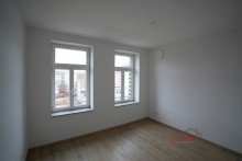 Kinderzimmer Tolle 3-RWG mit Balkon und Tageslichtbad mit Dusche UND Badewanne!