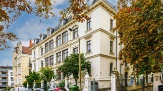 Hauptbild +++Außergewöhnliche 5-RWG m. EBK, Kamin, Wintergarten u. Balkon im beliebten Stadtteil Gohlis-Süd+++