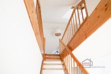 Treppe zur Galerie +++DACHGESCHOSS-MAISONETTE IM LEIPZIGER NORDOSTEN 2-RWG MIT DACHTERRASSE UND BLICK INS GR�NE+++