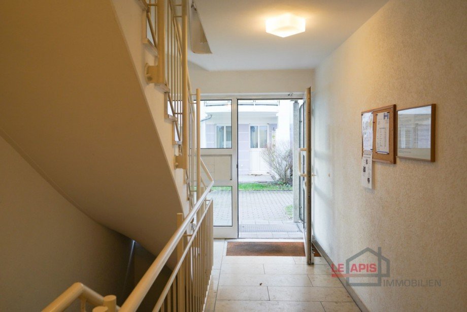 Treppenhaus Eingangsbereich Maisonettewohnung Leipzig / Liebertwolkwitz