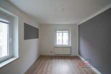 Wohnzimmer +++ TOLLE, LICHTDURCHFLUTETE  2-RWG INKL.  EINBAUKCHE IM BELIEBTEN MARKRANSTDT+++