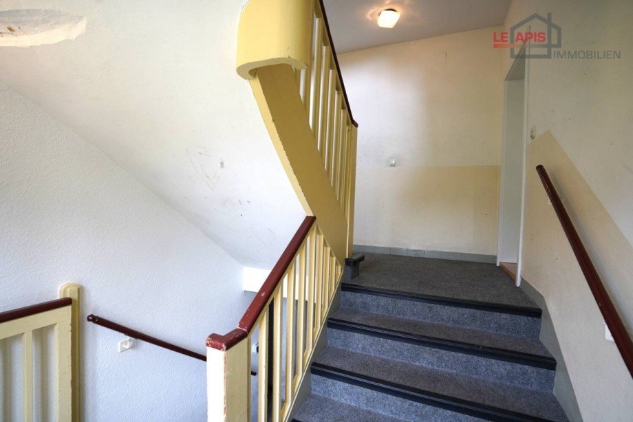 Treppenhaus Etagenwohnung Bhlen