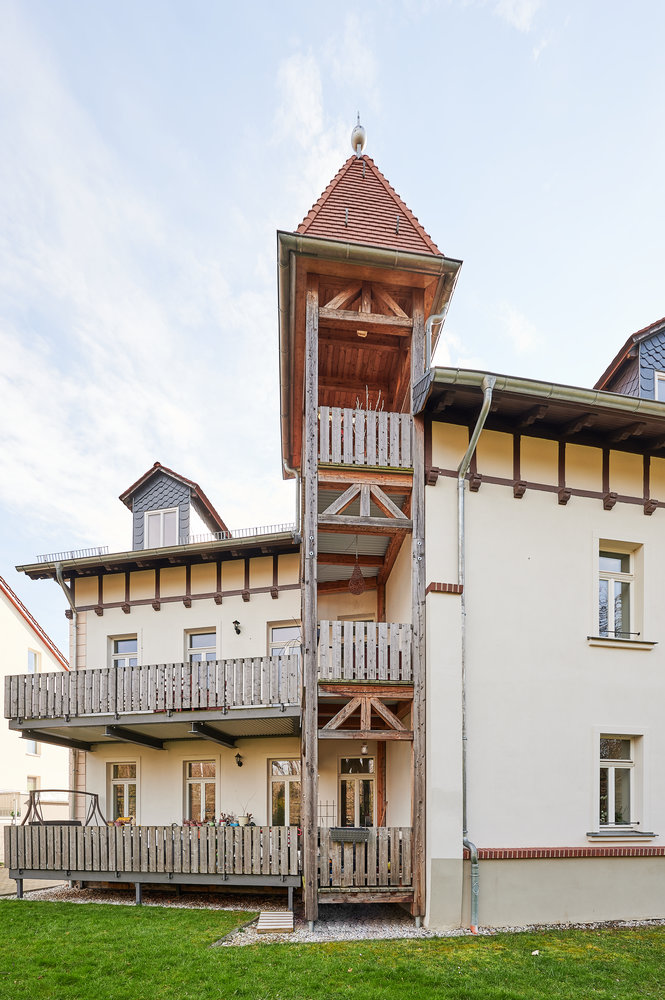 Hausansicht hinten Dachgeschosswohnung Markkleeberg