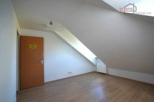 Schlafzimmer Bild 2 SCHICKE DG-3-RWG MIT BALKON, EBK, BAD UND TG-STELLPL. IM BELIEBTEN STADTTEIL LEIPZIG-LAUSEN