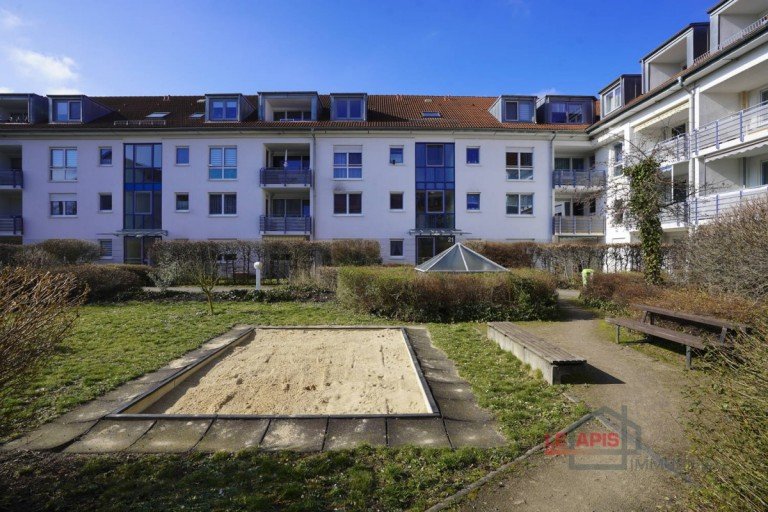 Hofseitige Ansicht Leipzig / Grnau-Ost - Grnau-Ost Dachgeschosswohnung TOLLE, FRISCH RENOVIERTE 2-DG-WG MIT BALKON IN BELIEBTER, GRNER LAGE V. LEIPZIG