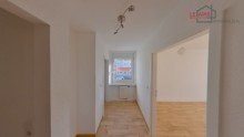 Diele / Flur +++ERSTBEZUG N. MODERNISIERUNG +++TOLLE 2-RWG MIT NEUEM LAMINATB�DEN IM BELIEBTEN TORGAU+++