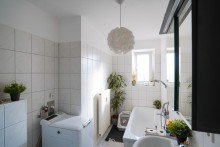 DSC00025 ATTRAKTIVE 2-RWG MIT BALKON IN GRNER LAGE VON LPZ.-WAHREN