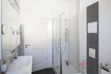 Masterbad MIT SEEBLICK - HELLE 3-R-DG-WG MIT TAGESLICHTBAD, GSTE-WC UND STELLPLATZ IM BEGEHRTEN MARKKLEEBERG