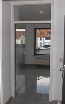 Durchgang zum WZ +++Hochwertig saniertes Apartment, Granit, Loggia sep. Kche mit EBK u. Geschirrsp. / modernes Bad+++