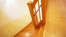 Treppenhaus +++AUSSERGEW�HNLICHE 2-RAUM DGWHG MIT EBK UND TAGESLICHBAD IN LEIPZIG+++