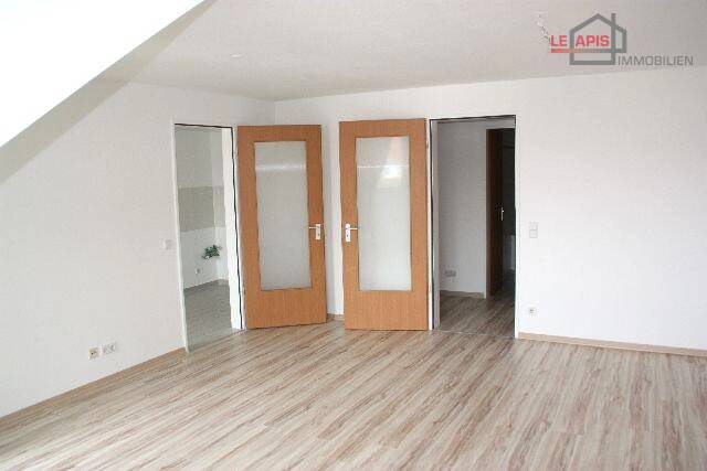 Wohnzimmer Bild 3 Dachgeschosswohnung Leipzig-Lausen