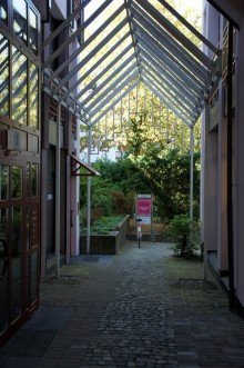 Eingang +++ETW WOHNEN AM MHLENHOF INKL.BALKON, ABSTELLRAUM UND BAD MIT WANNE++++