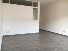 WZ Bild 1 TOLLE, FRISCH RENOVIERTE 2-RWG M. EBK, AR U. BALKON IN BELIEBTER, GRNER LAGE V. LEIPZIG-LINDENTHAL