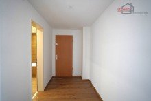 Flurbereich SCHICKE DG-3-RWG MIT BALKON, EBK, BAD UND TG-STELLPL. IM BELIEBTEN STADTTEIL LEIPZIG-LAUSEN