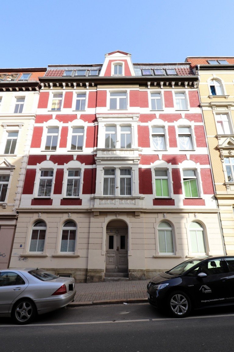 Hauptbild: +++Anleger-Paket! Zwei MFH in Zeitz mit insg. 18 Wohnungen, 5 Stellpl�tzen und 1 Garage zu verkaufen+++