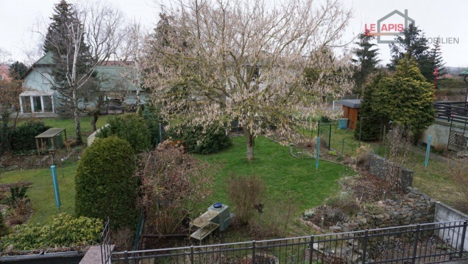 Gartenbereich Doppelhaush�lfte Gro�p�sna