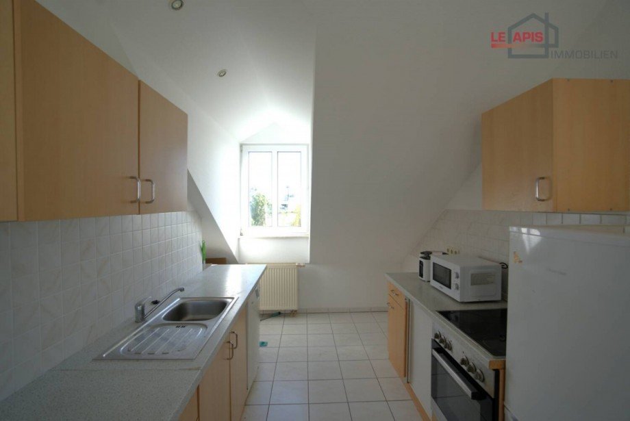 SCHICKE, HELLE DG-1-RWG IN GRÜNER LAGE M. DACHTERRASSE U. TG-STELLPL. IM BELIEBTEN LPZ.-LINDENTHAL - Photo 3
