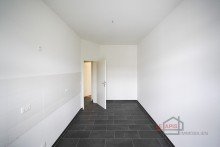 K�che +++ERSTB. N.SAN.- 2-RWG M. TAGESLICHTBAD INKL. WANNE U. DUSCHE IM BEGEHRTEN STADTTEIL LPZ.-LEUTZSCH+++